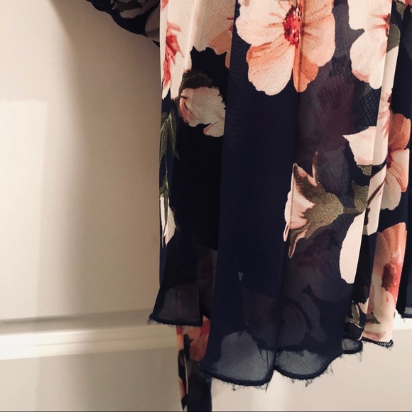 Long formal dress - zip up - blue floral - 12 - Picture 6 of 6